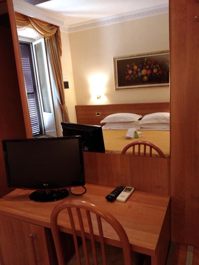 Magic House Hotel Roma Exterior foto